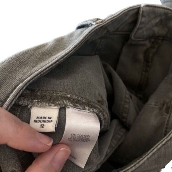 J. Jill light English moss high rise straight pants un cuffed size 12 - Picture 10 of 10